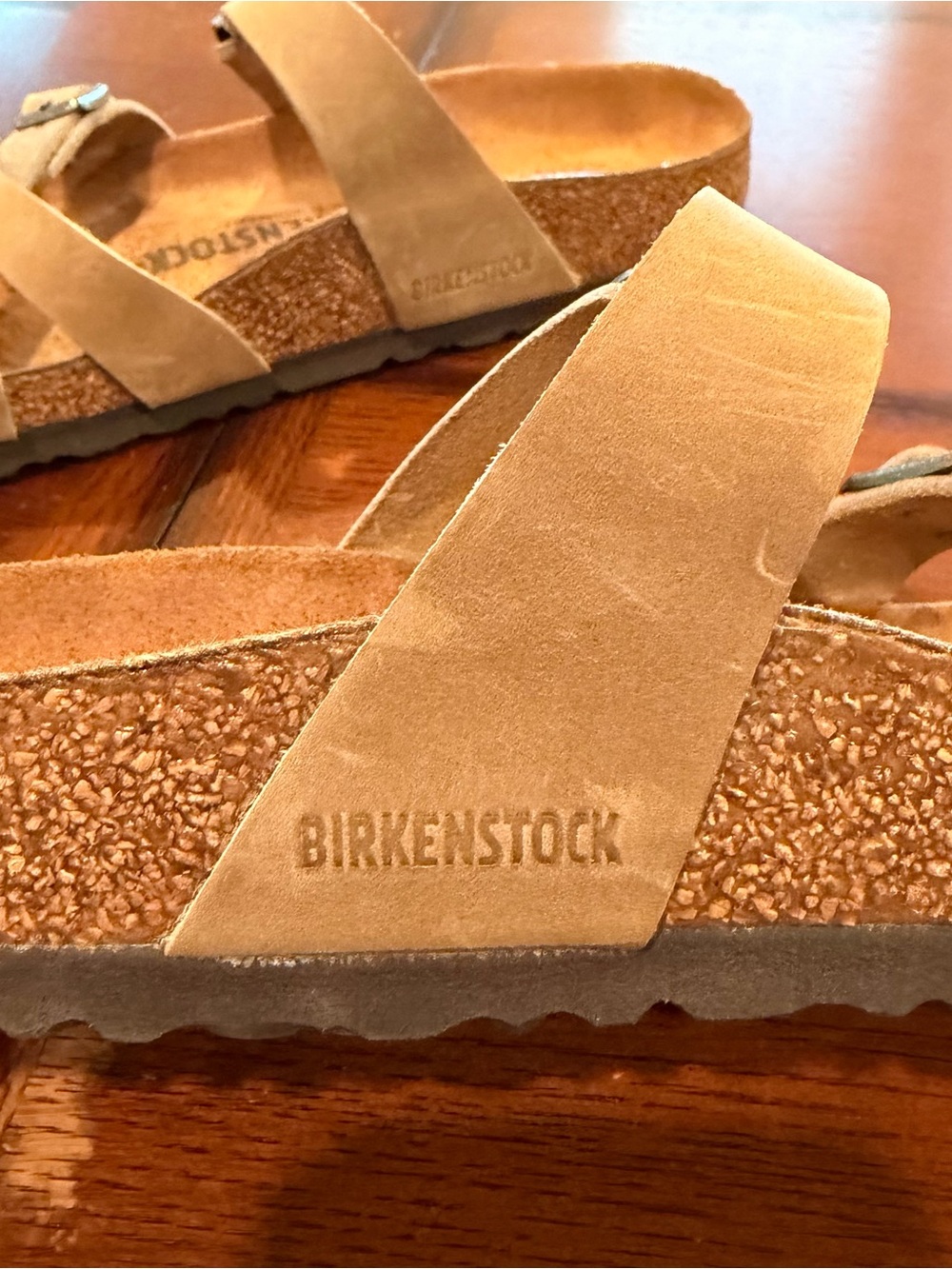 Birkenstock Women's Tan Crisscross Buckle Sandals - Picture 8 of 8